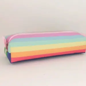Estojo Simples tema Arco iris